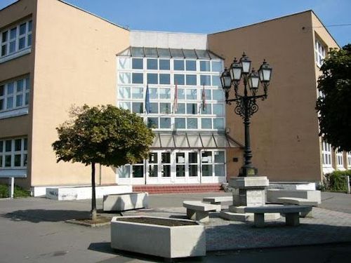 Borító kép a Soproni SZC Vas- és Villamosipari Technikum intézményről
